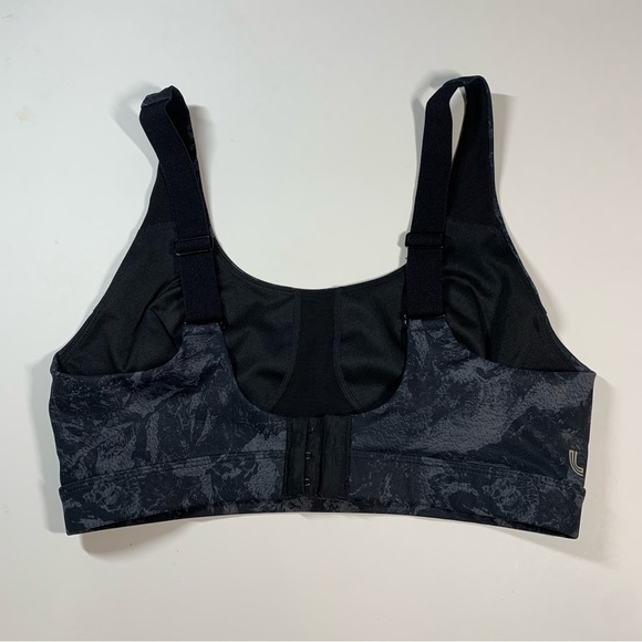 Medium Lolë black grey pattern sports bra - Picture 5 of 10